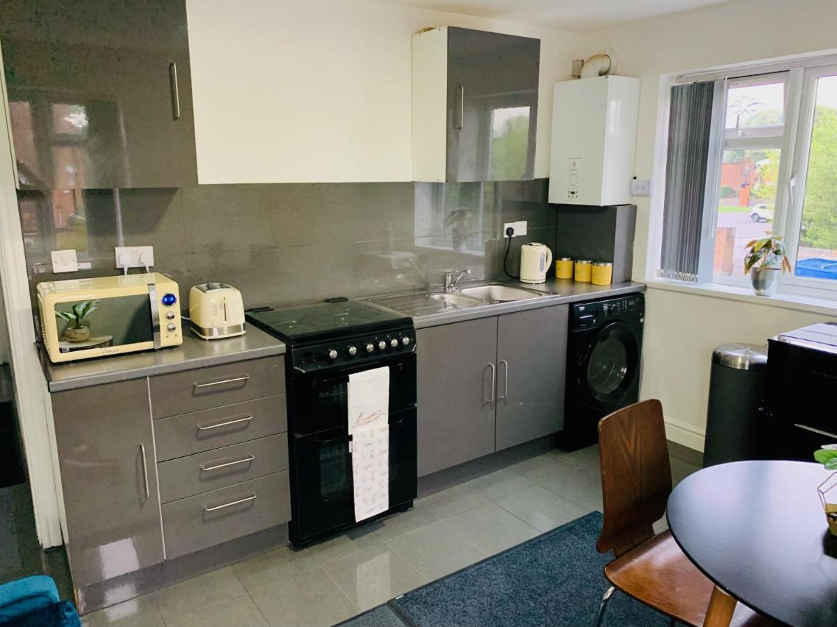 Modern & Cosy 2-Bed Apartment Near Nec, Airport & Jlr! Birmingham Exterior photo