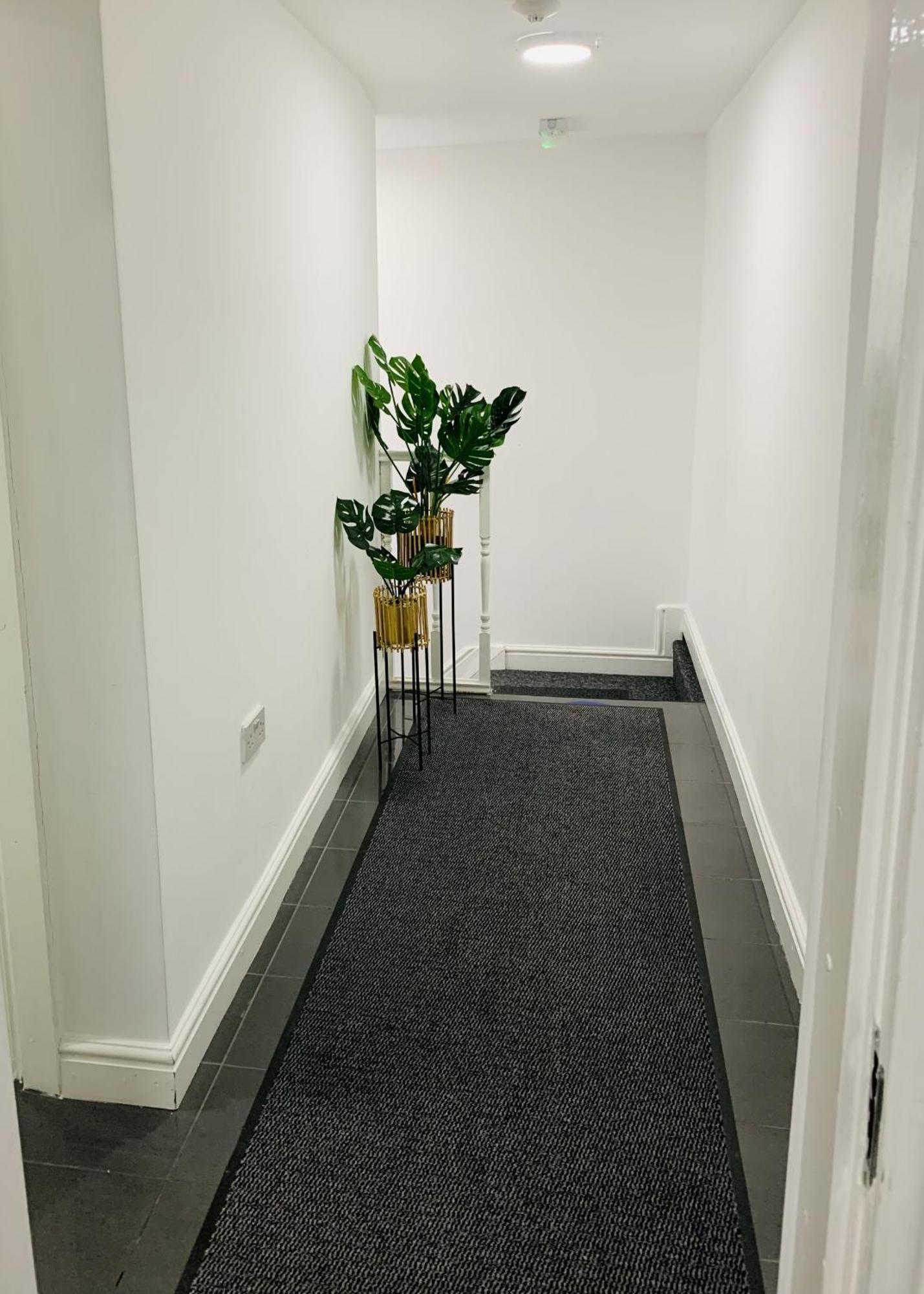 Modern & Cosy 2-Bed Apartment Near Nec, Airport & Jlr! Birmingham Room photo